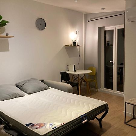 Charmant Bungalow Climatise Avec Jacuzzi Sainte-Clotilde Екстериор снимка